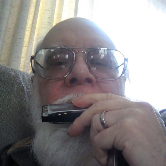 Meet your Posher, Feather - Picture 1 of 1